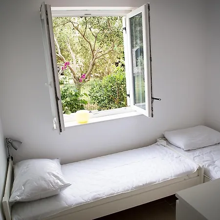 Apartment Aqua Sole Povljana
